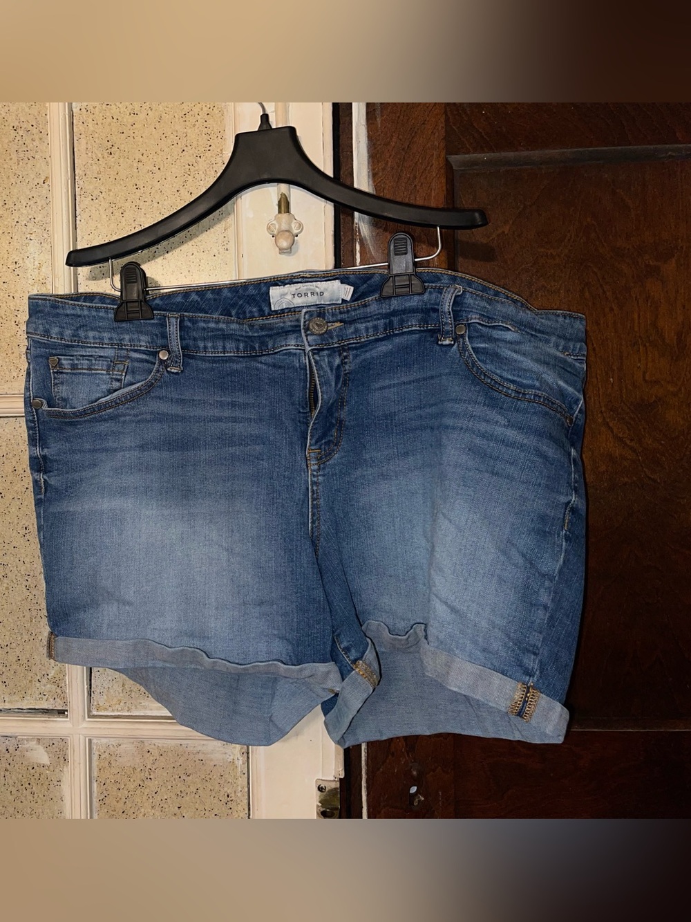 torrid Light Blue Cuffed Denim Shorts - Sz 22